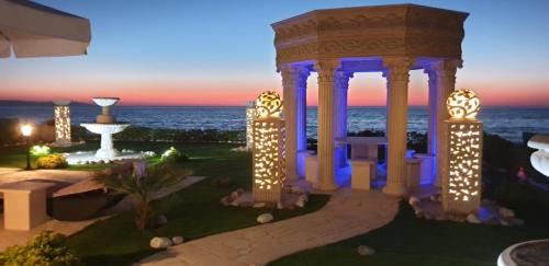 Villa - Beach Front