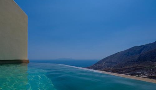  Superior Suite with Heated Pool and Sea View