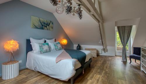 Large Double Room