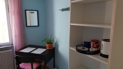 Single Room with Shared Bathroom
