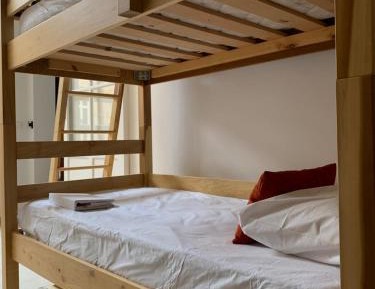 Bed in 8-Bed Mixed Dormitory Room