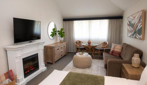 Studio with Spa Bath - Top Floor
