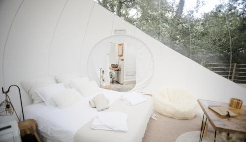 Deluxe Double Room with Shower