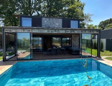 One-Bedroom House