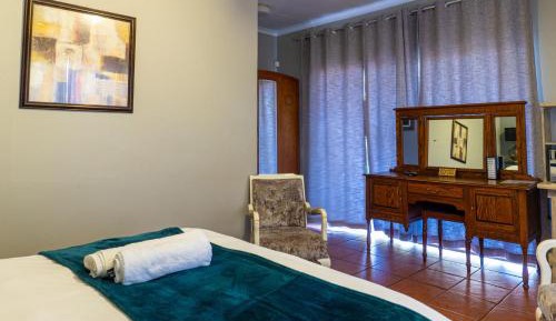 Queen Room