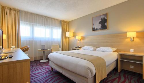 Standard Queen Room