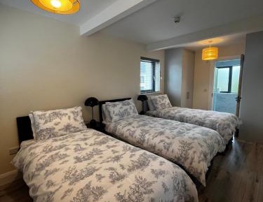 Comfort Triple Room with Shower