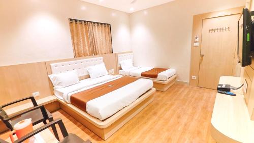 Deluxe Triple Room AC
