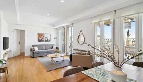 Three-Bedroom Apartment with Terrace