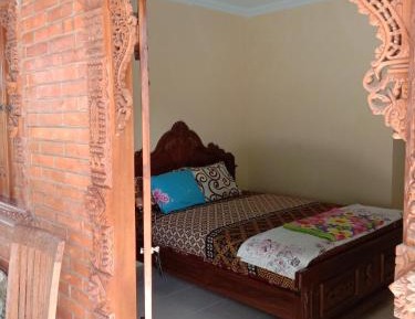 Triple Room with Private Bathroom