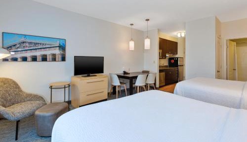 Queen Room with Two Queen Beds