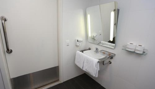 Standard Double Room - Disability Access