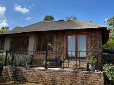 Bungalow with Garden View