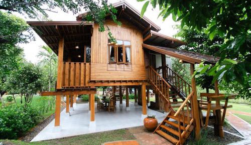 King Bed Attached Villa