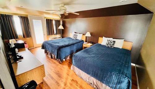 Queen Room