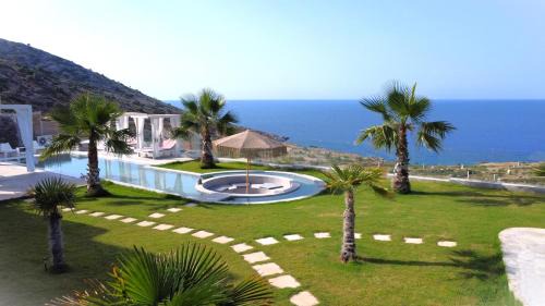 Villa with Sea View
