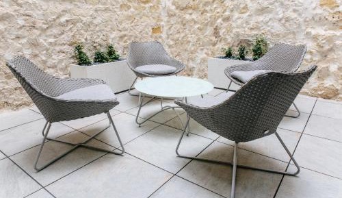 Deluxe Two-Bedroom Apartment (2-4 Adults) with Patio