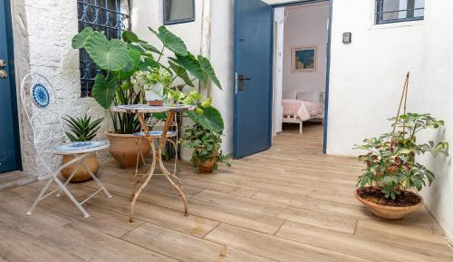 Studio with Terrace