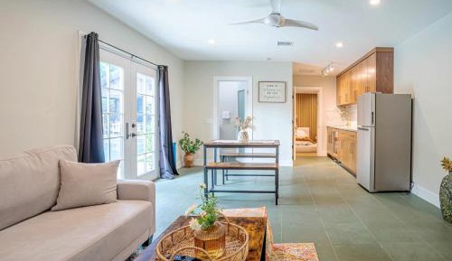 One-Bedroom House