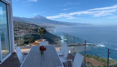 Villa with Sea View