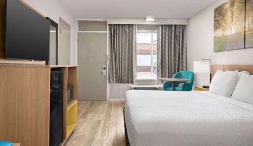 King Room - Ground Floor/Non-Smoking