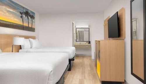 Double Room with Two Double Beds - Second Floor/Non-Smoking