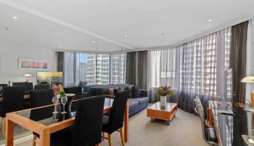 One-Bedroom Suite Apartment with Deluxe View (Non-Refurbished)