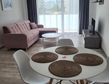 One-Bedroom Apartment - Leszczynowa 16/7