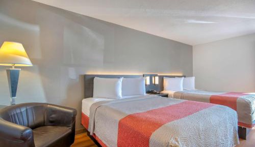 Queen Room with Two Queen Beds - Non-Smoking