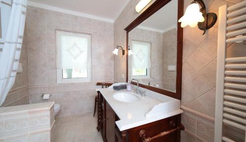 Exclusive Suite