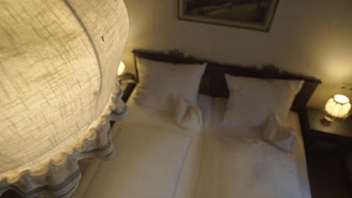 Deluxe Double Room with Shower