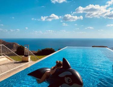 Villa with Sea View