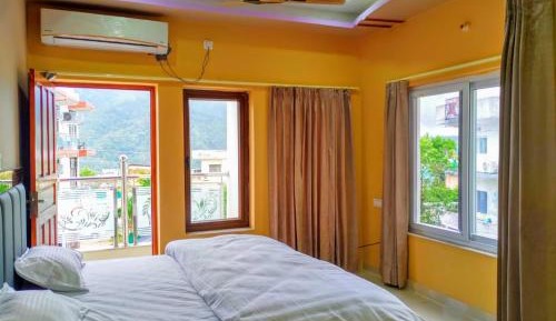 Deluxe Double Room with Balcony