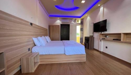 Deluxe Double or Twin Room with Balcony