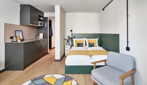 Deluxe Double Apartment - Long Stay