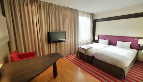 Classic Double Room with Twin Beds