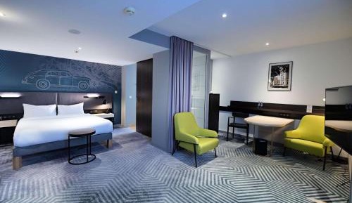 Privilege Queen Room