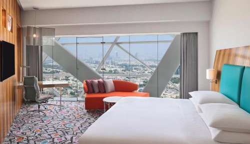Deluxe King Room