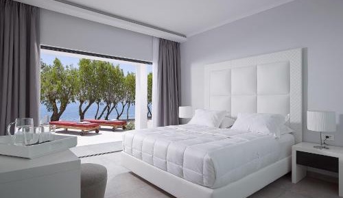 Beach Front Bungalow 