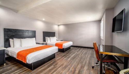 Queen Room with Two Queen Beds