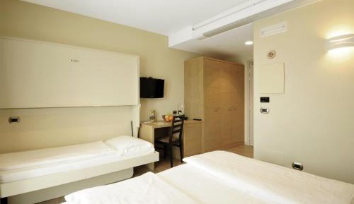 Triple Room with Balcony or Patio