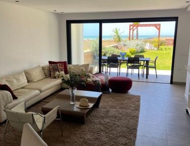 Villa - Beach Front