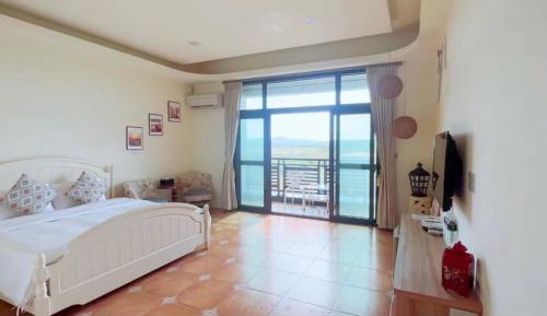 Double Room with View