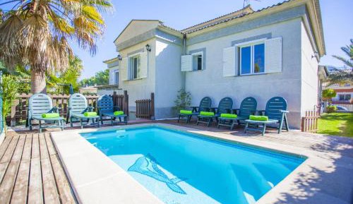 Five-Bedroom Villa