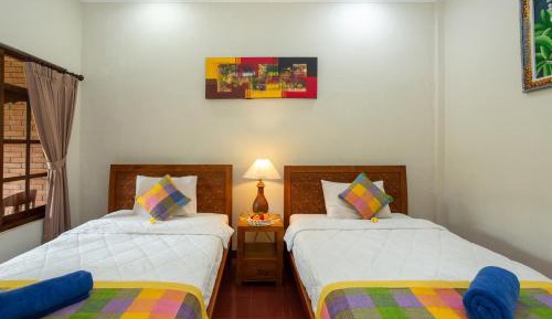 Twin Room with Pool View