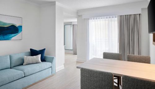 Studio Suite, Studio, 2 Queen, Sofa bed, City view, Balcony