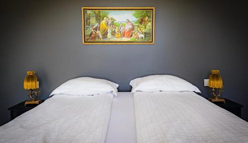 Junior Suite with Mountain View