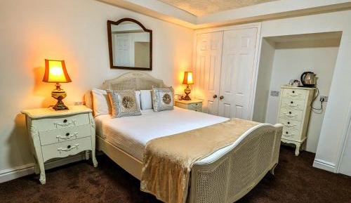 Lower Ground Floor - Double Room