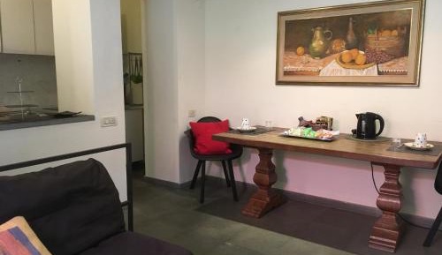 One-Bedroom Apartment with Garden - Split Level