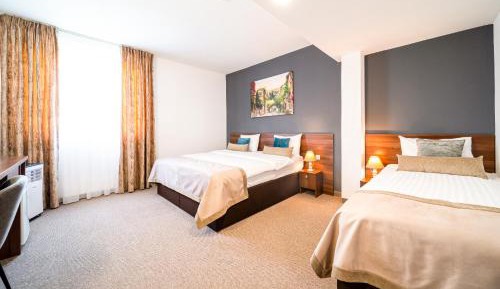 Executive Triple Room